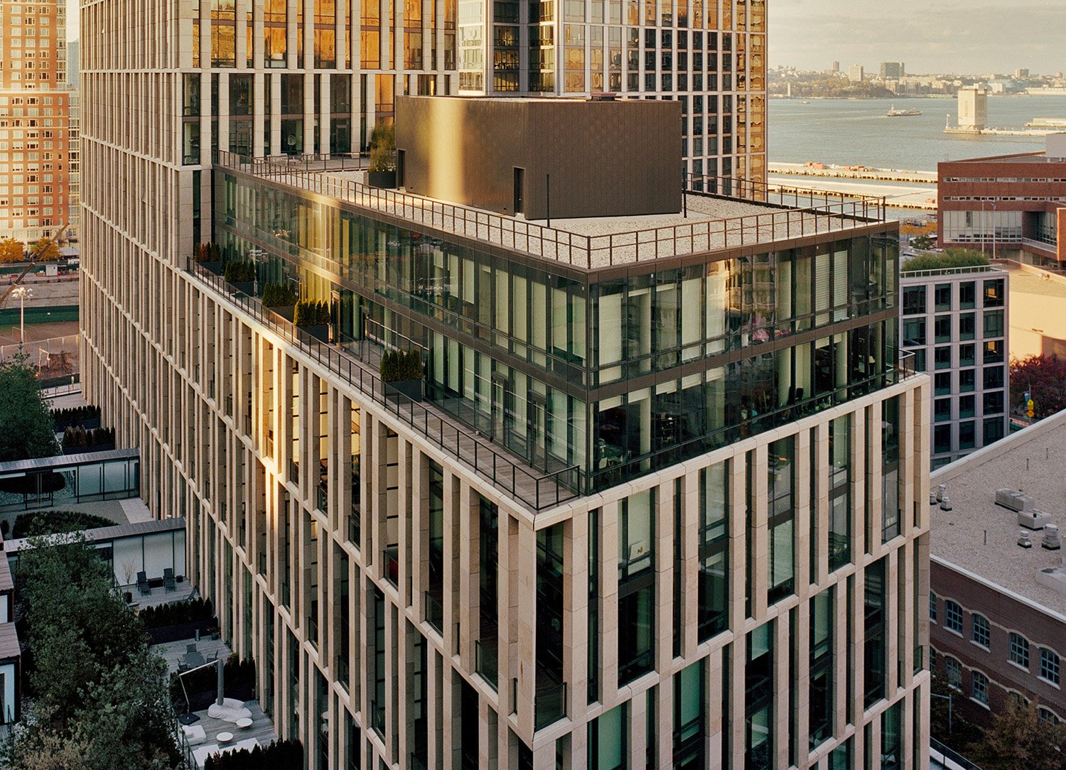 Warren Street2_Eduard Hueber-Archphoto_2 (1)-2